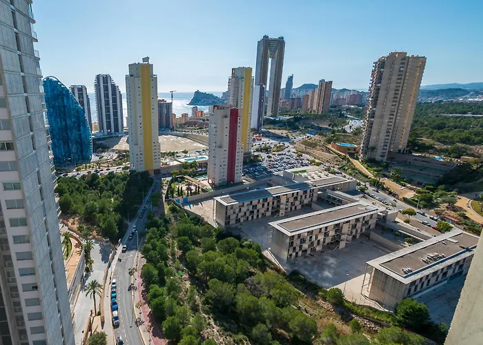Torre Pinar 18-b * Бенидорм